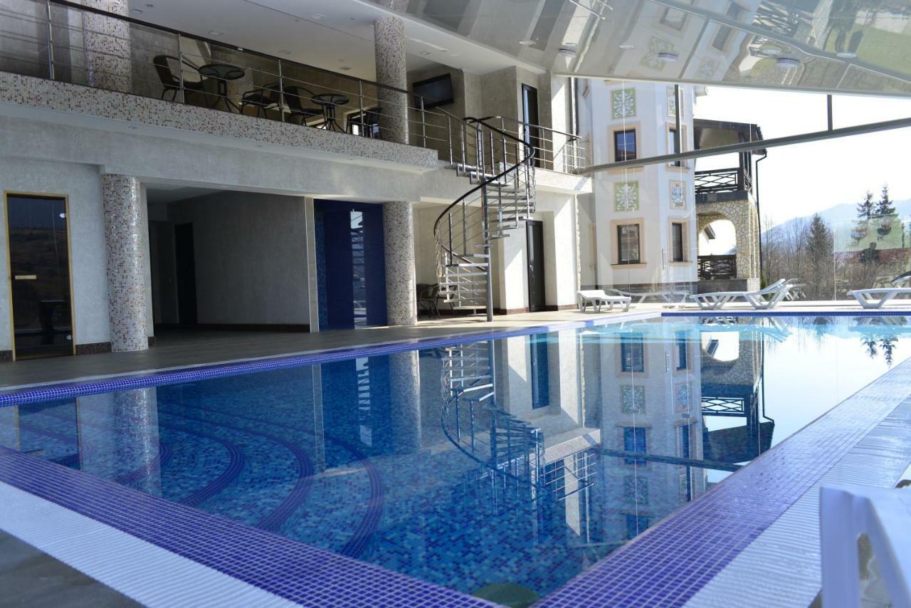 Hotel Complex Dvir Kniazhoiy Korony Slavske Exterior photo